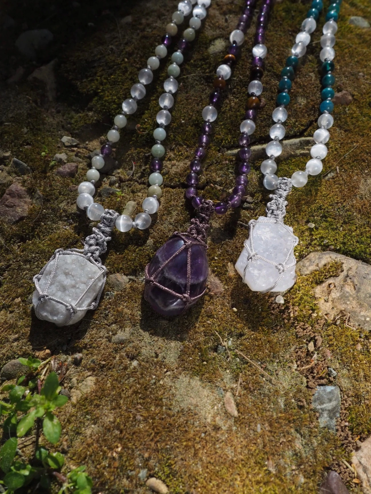 CROWN MALA - Thumbnail 2